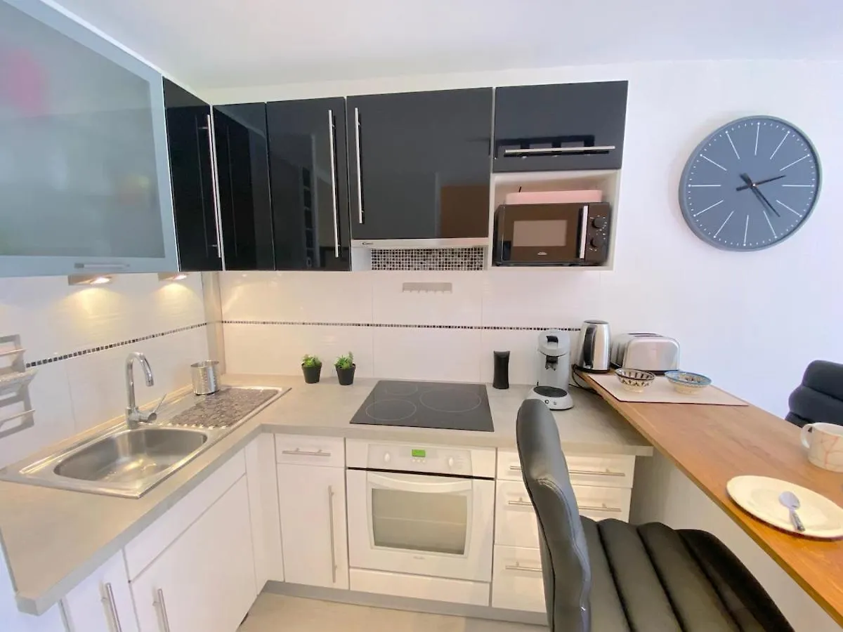 Studio Avec Piscine A 5 Min De La Plage La Seyne-sur-Mer